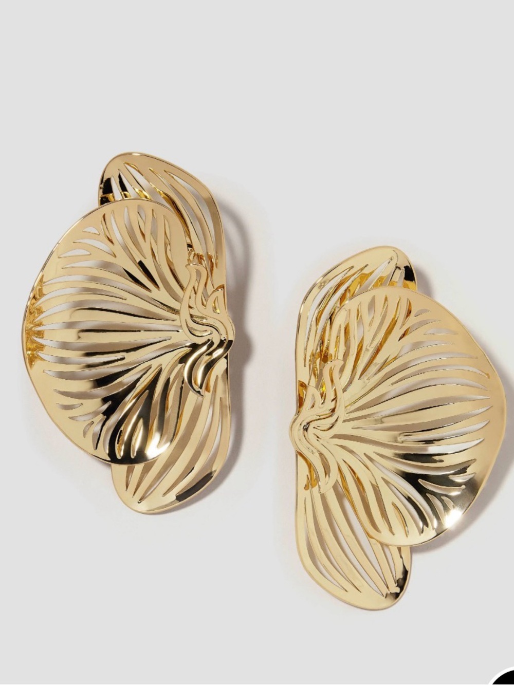 NWT JENNIFER FISHER LARGE ORCHID EARRINGS GOLD